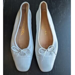Chanel Ballerina Flats 35.5 White Leather Ballet Pumps Shoes CC Logo